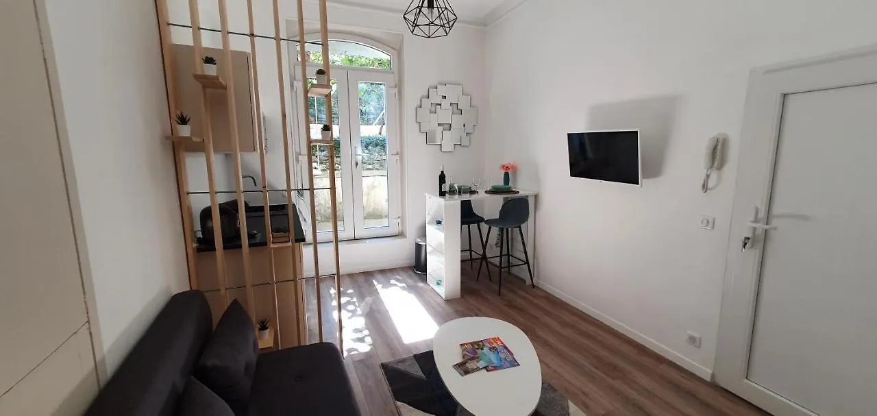 Lavandul'Apt 0*, Apt