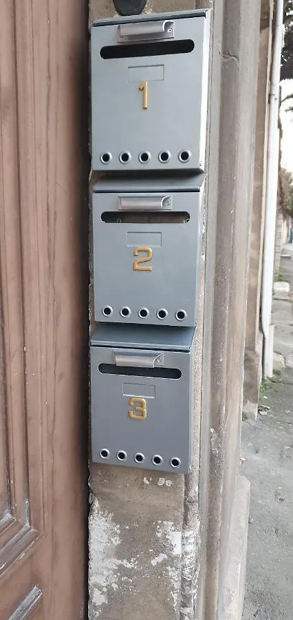 Lavandul'압트 0*, 압트